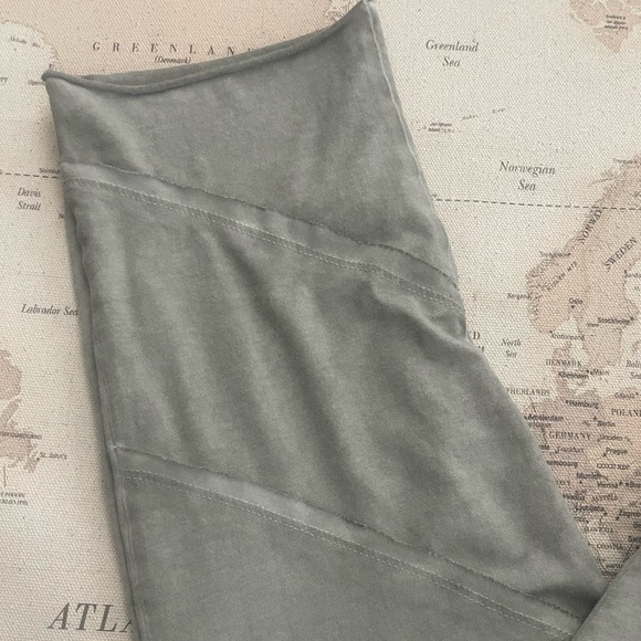 Luukaa Leggings Size 6 EU | 18 US Greige Color EUC - Picture 4 of 10